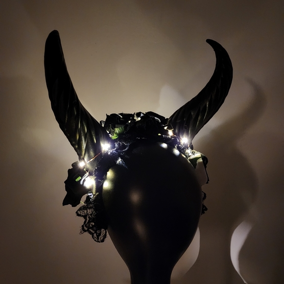 Krampus Horns Straight Pointy LED Light-Up Devil Demon Headband Rose Costume - Picture 7 of 7